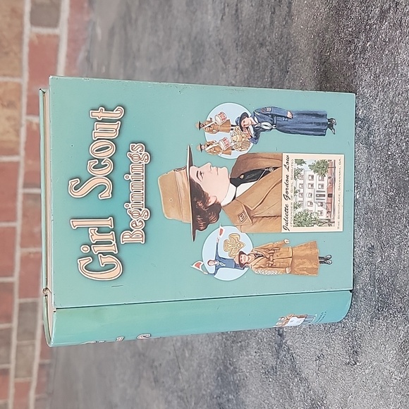 Vintage Girl Scout Beginnings Cookie Tin - Picture 1 of 10